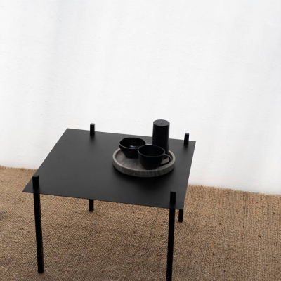 Stalowy stolik kawowy / object031 - foto 3