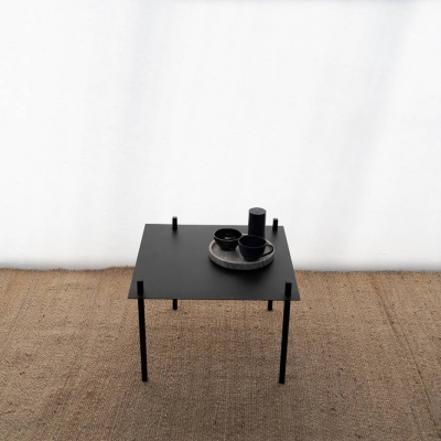 Stalowy stolik kawowy / object031 - foto 4